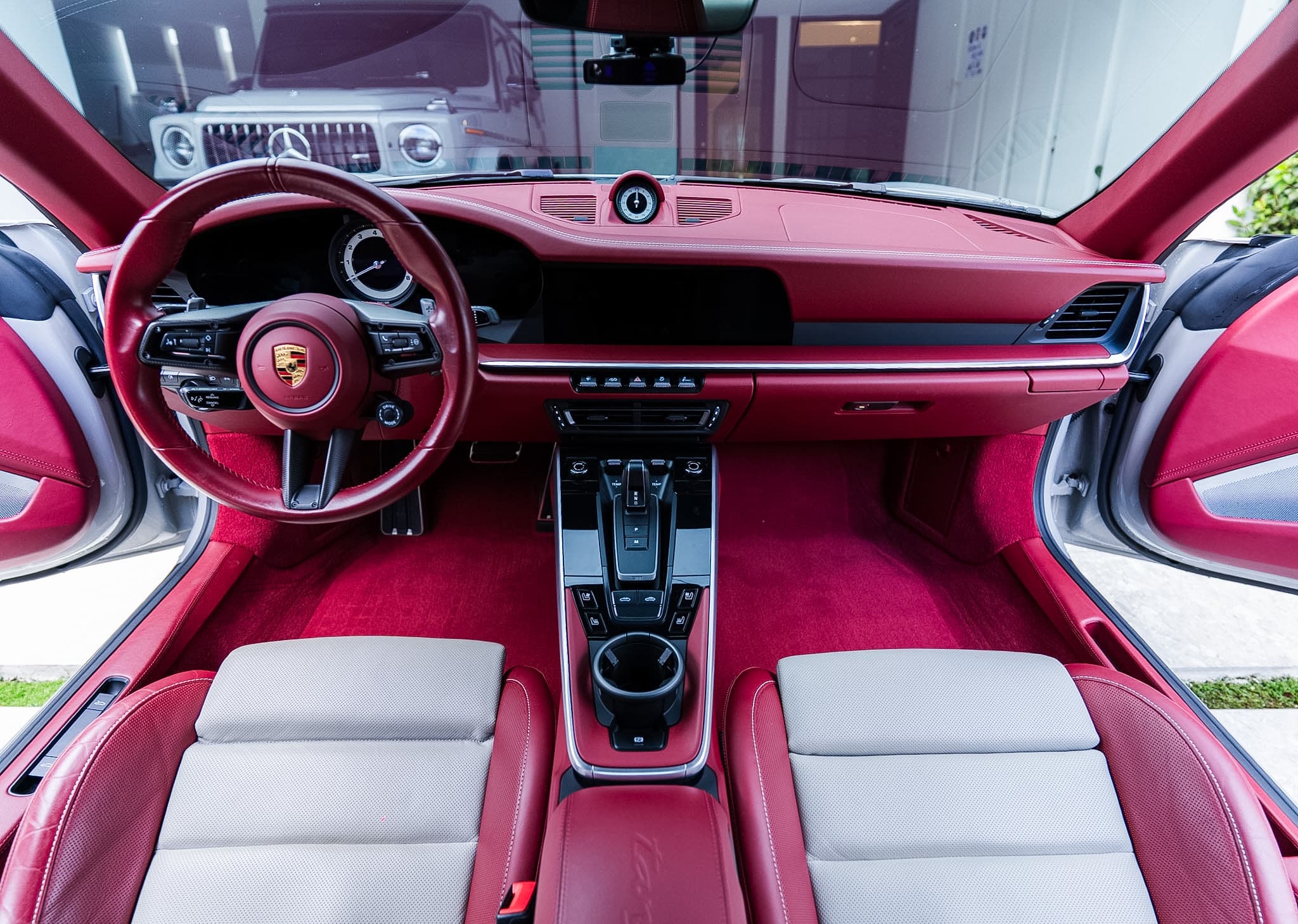 Porsche Interior - Full Dashboard